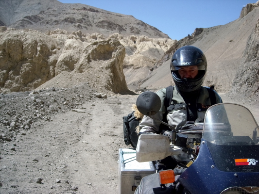 22 on the way to leh.JPG